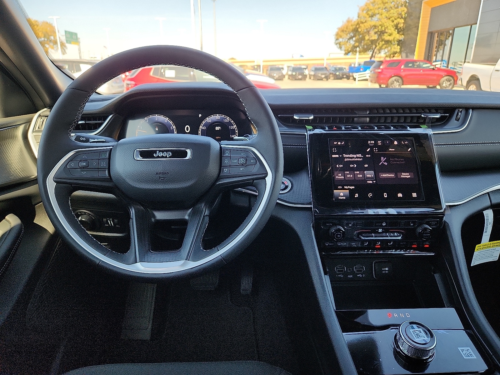 2025 Jeep Grand Cherokee Laredo - Photo 11