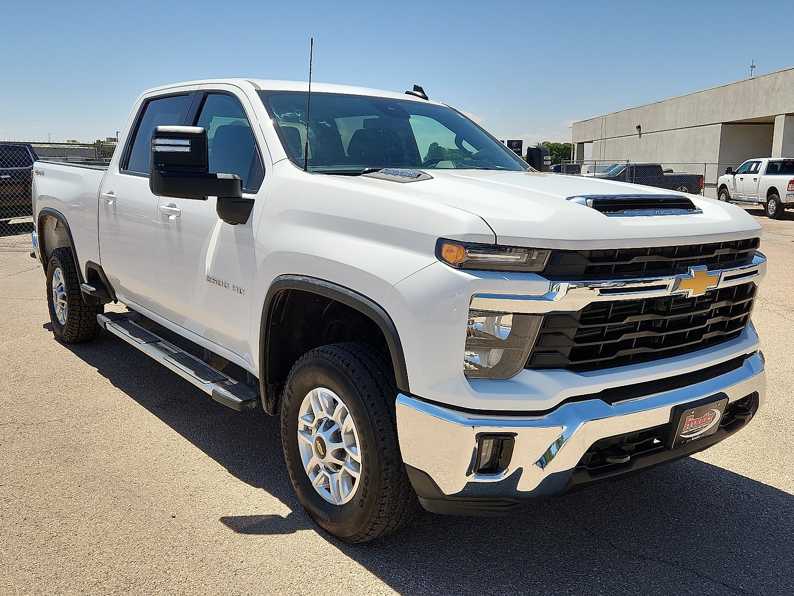 2025 Chevrolet Silverado 2500HD LT - Photo 6