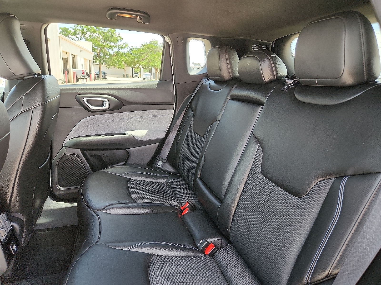 2026 Jeep Compass Latitude - Photo 10