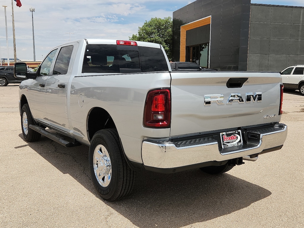 New 2026 Ram 2500 TRADESMAN CREW CAB 4X4 6'4 BOX Pickup