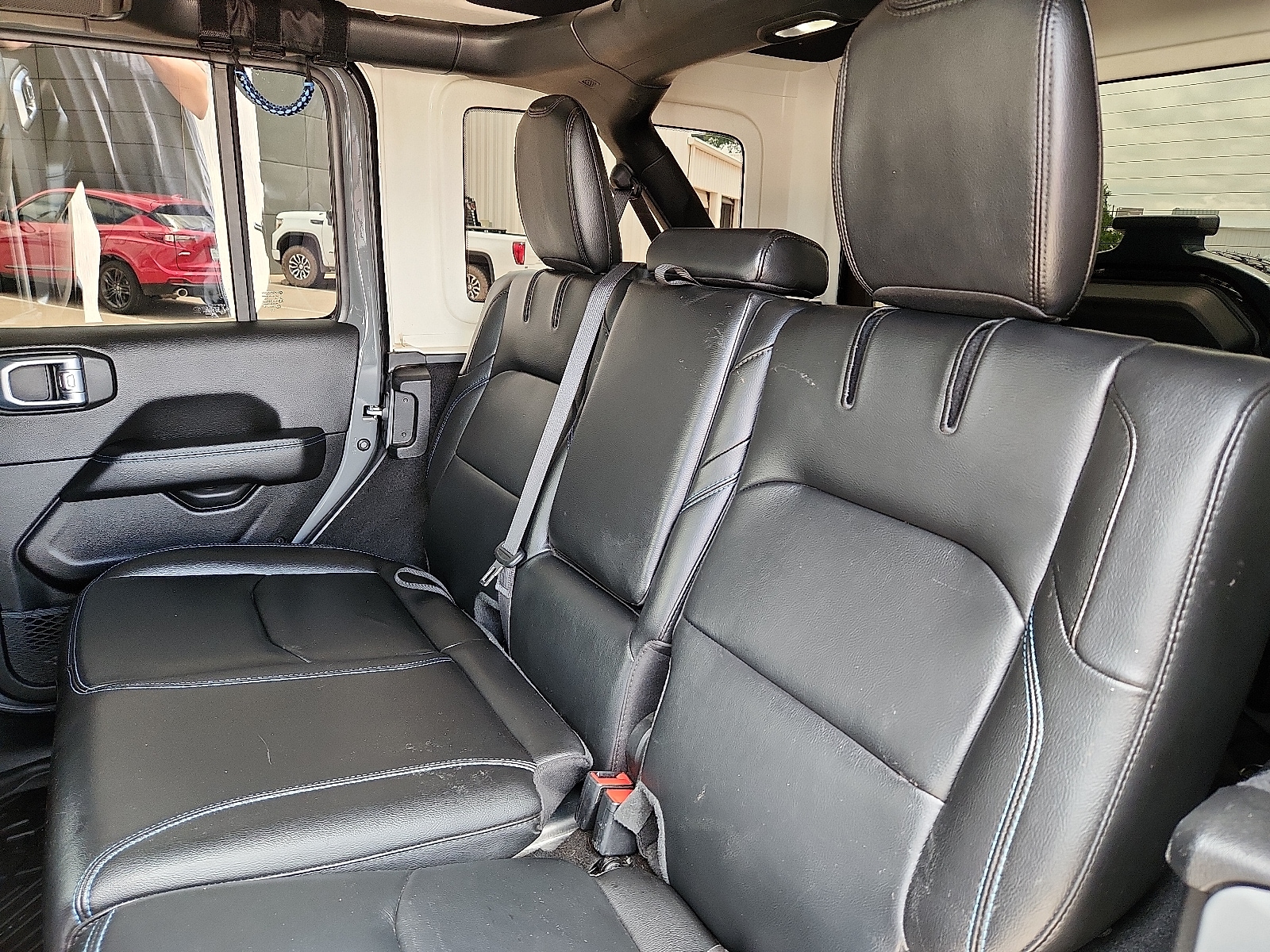 2021 Jeep Wrangler Unlimited Rubicon 4XE - Photo 9