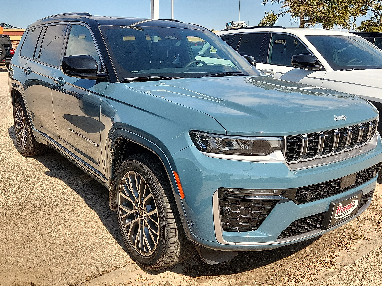New 2027 Jeep Grand Cherokee L 3 Row SUMMIT 4X4 Sport Utility