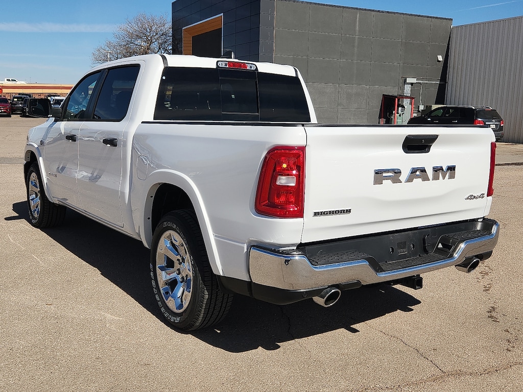 New 2026 Ram 1500 BIG HORN CREW CAB 4X4 5'7 BOX Pickup