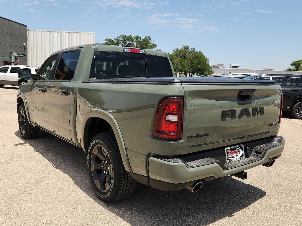 New 2026 Ram 1500 LONE STAR CREW CAB 4X4 5'7 BOX Pickup