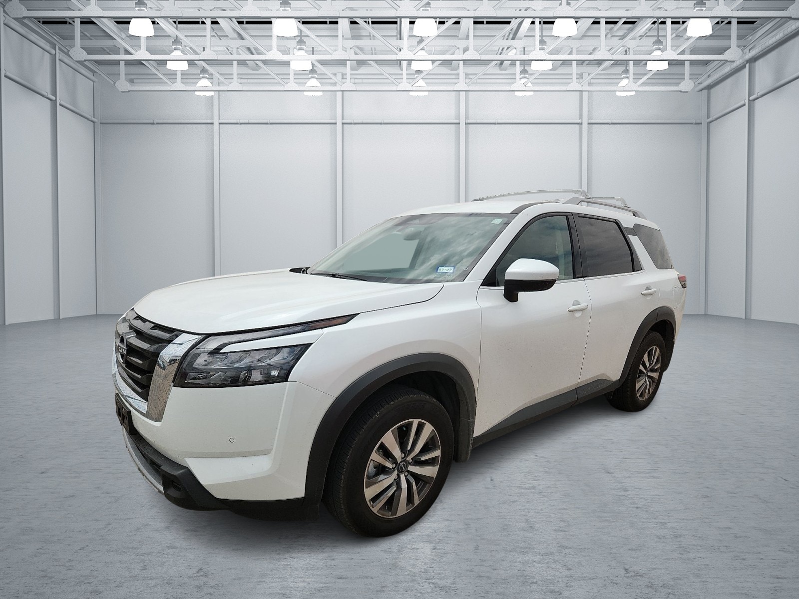 2025 Nissan Pathfinder SL 2WD's photo