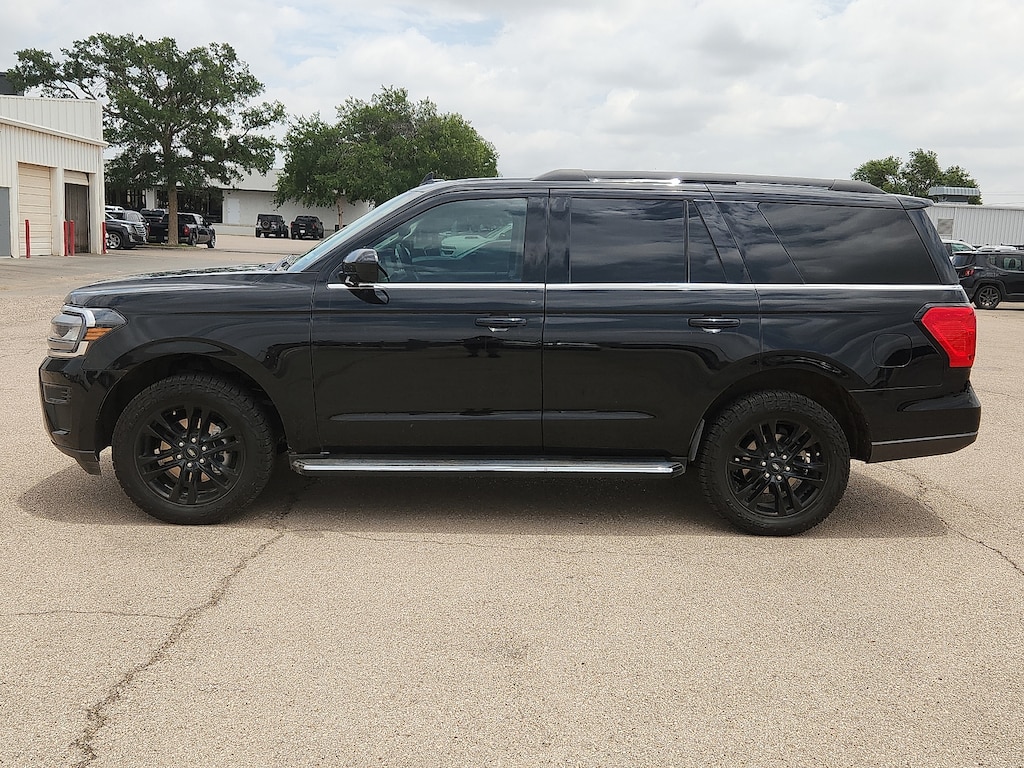 Used 2022 Ford Expedition XLT SUV