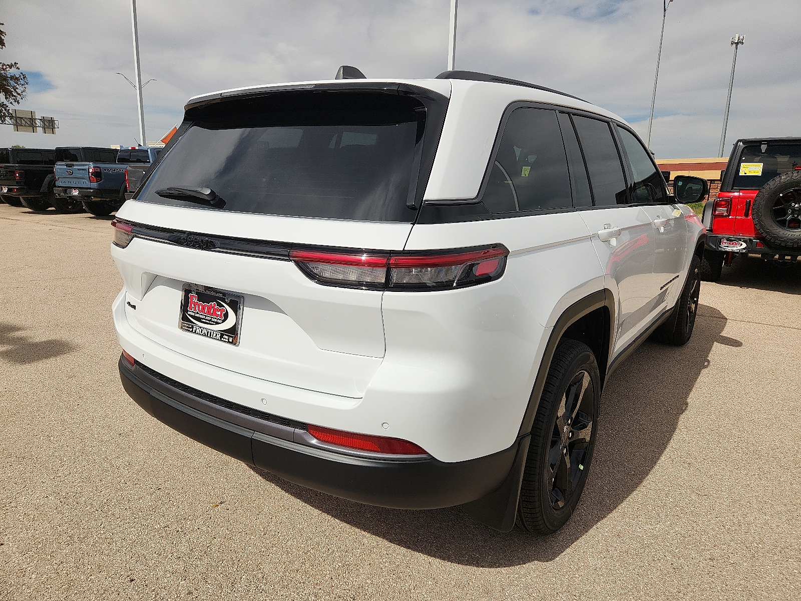 New 2027 Jeep Grand Cherokee LIMITED 4X4 Sport Utility