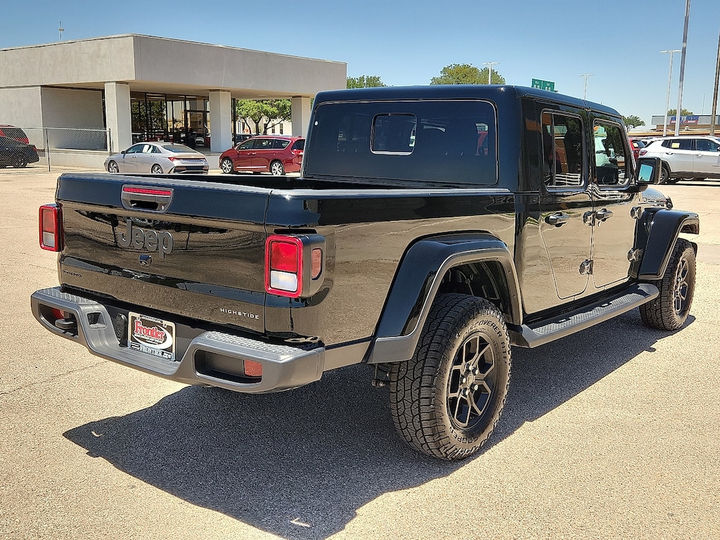Used 2025 Jeep Gladiator Sport Truck Crew Cab