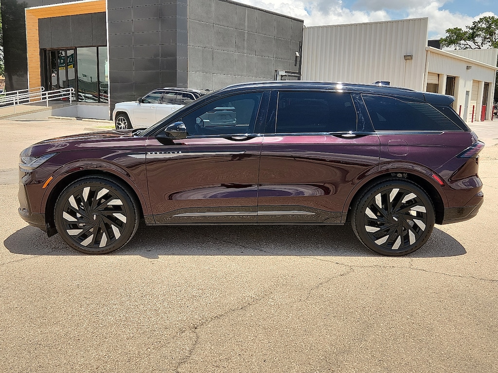 Used 2024 Lincoln Nautilus Reserve SUV