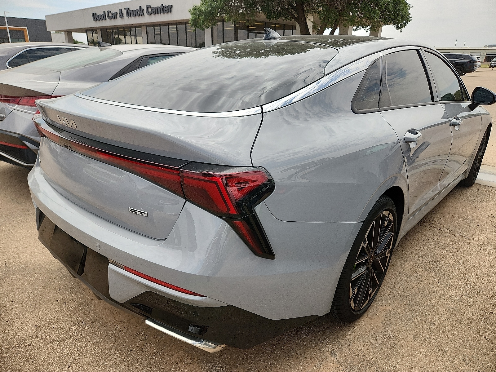 2025 Kia K5 GT - Photo 5