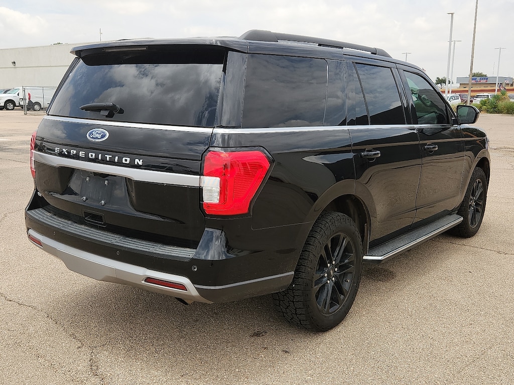 Used 2022 Ford Expedition XLT SUV