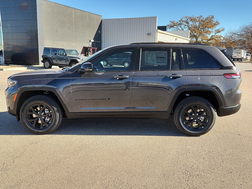 New 2025 Jeep Grand Cherokee ALTITUDE X 4X4 Sport Utility