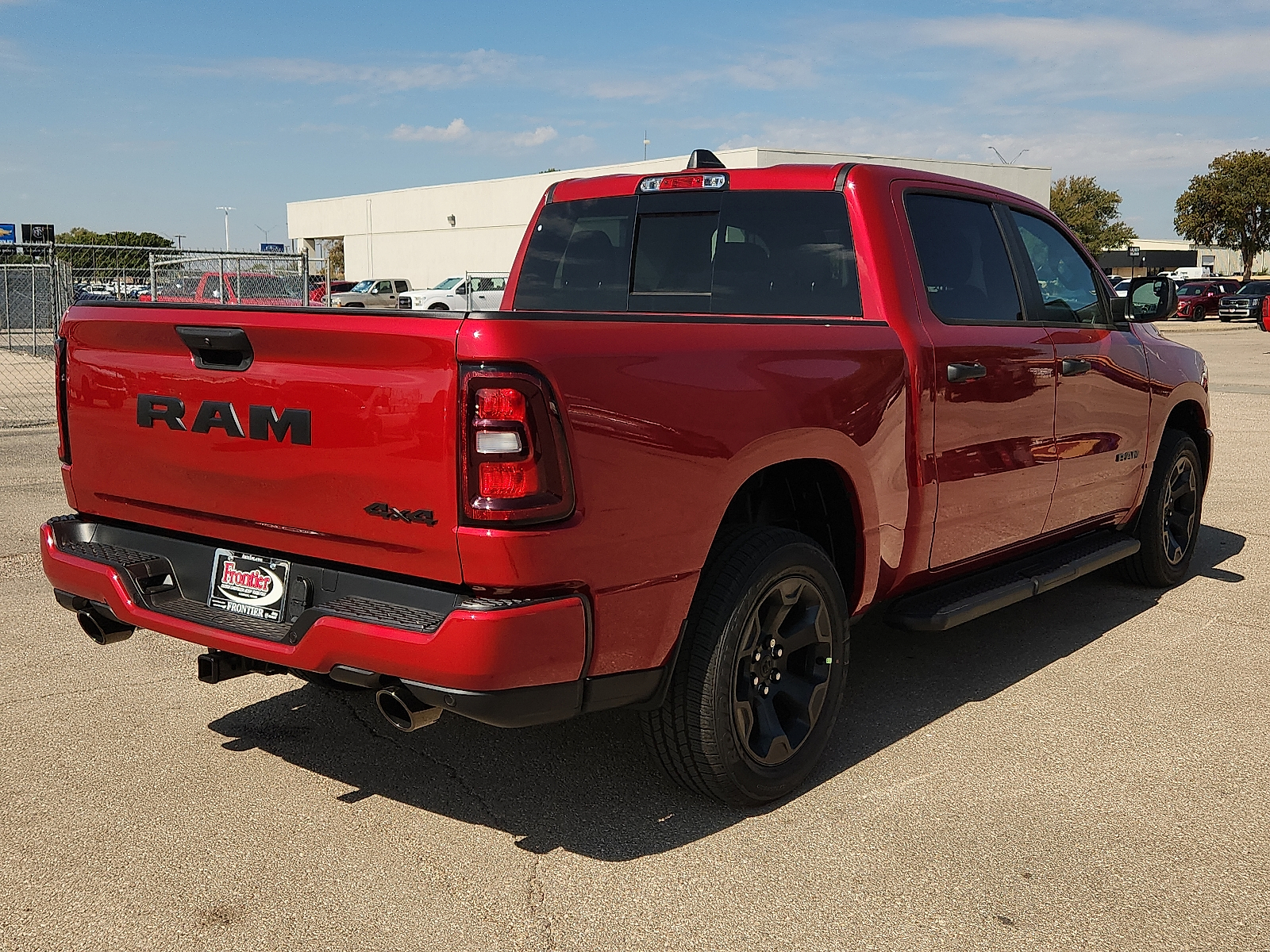 New 2026 Ram 1500 EXPRESS CREW CAB 4X4 5'7 BOX Pickup