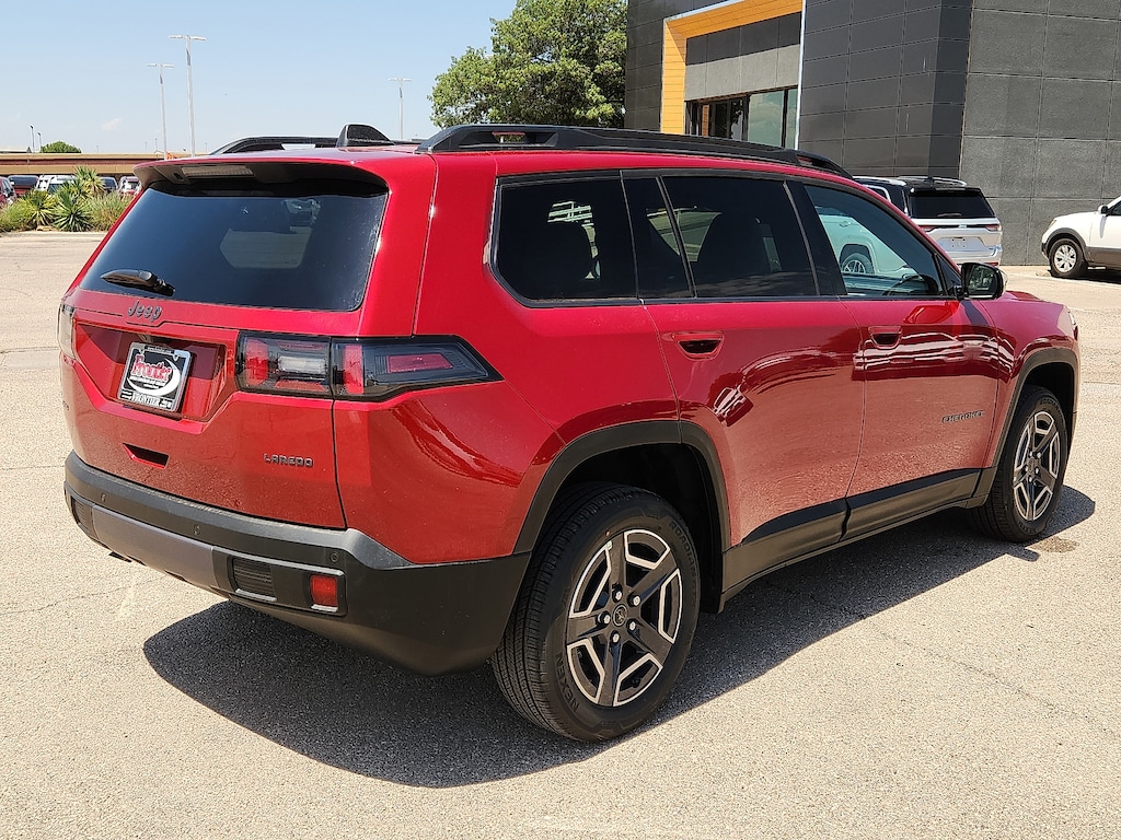 New 2026 Jeep Cherokee LAREDO 4X4 Sport Utility