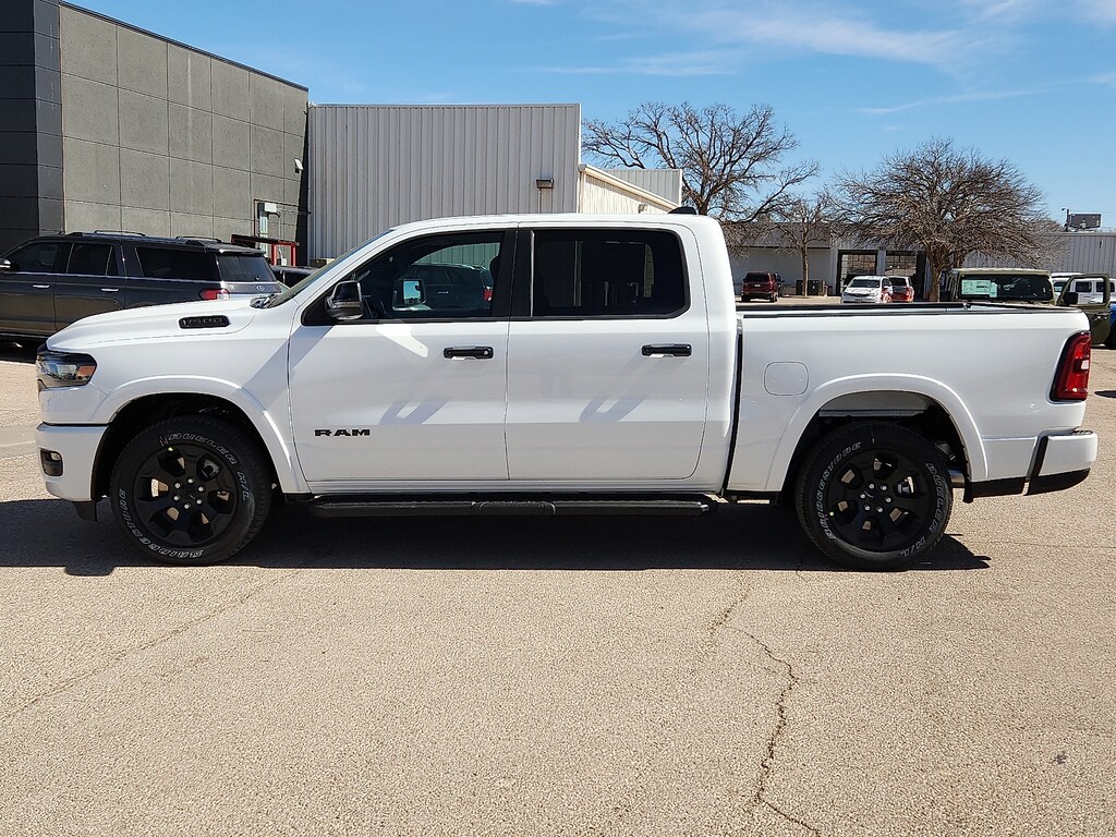 New 2026 Ram 1500 LONE STAR CREW CAB 4X4 5'7 BOX Pickup