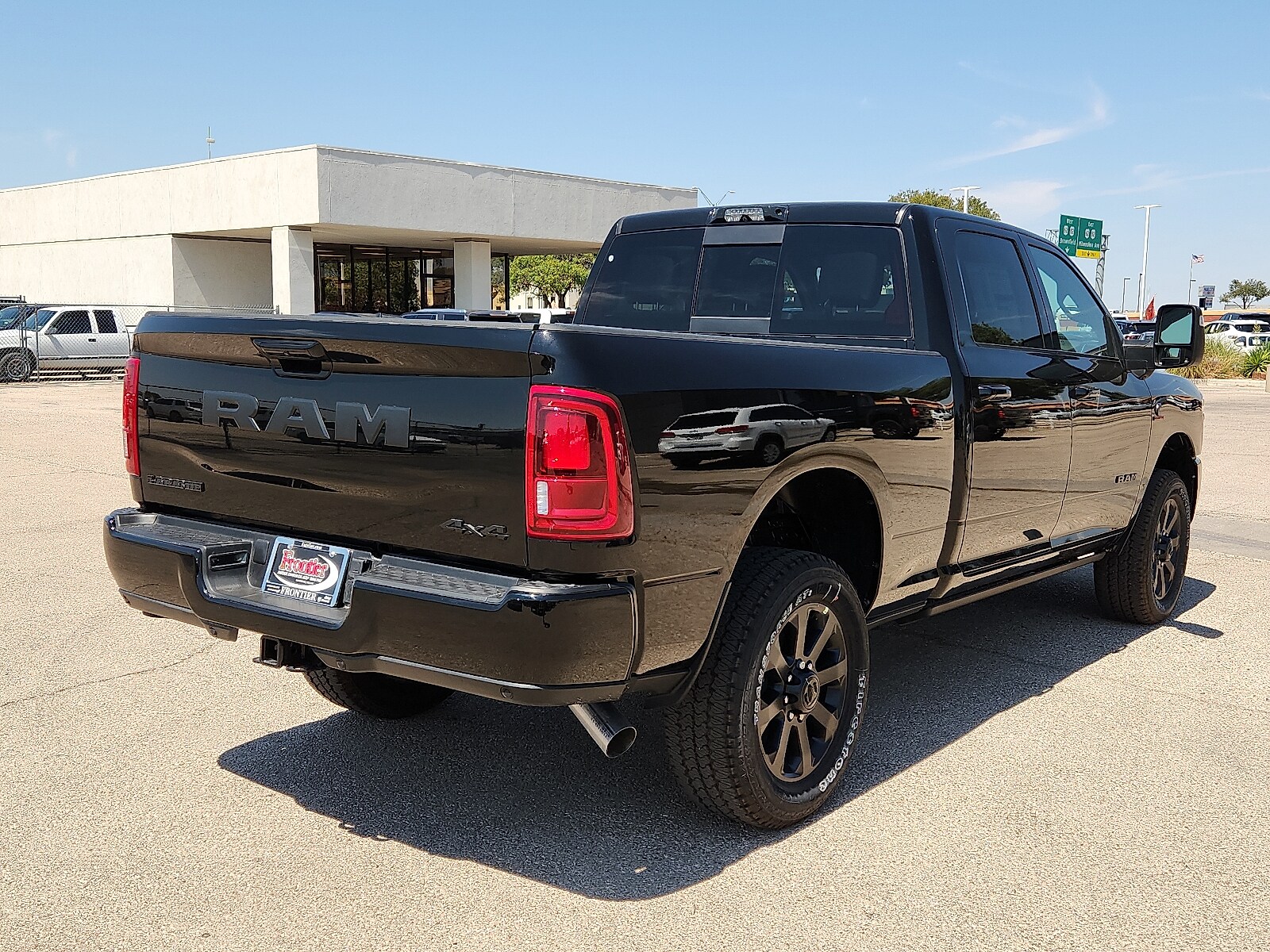 2026 Ram 2500 Laramie photo 4