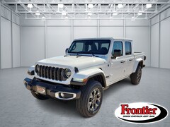 2026 Jeep Gladiator SAHARA 4X4 Pickup