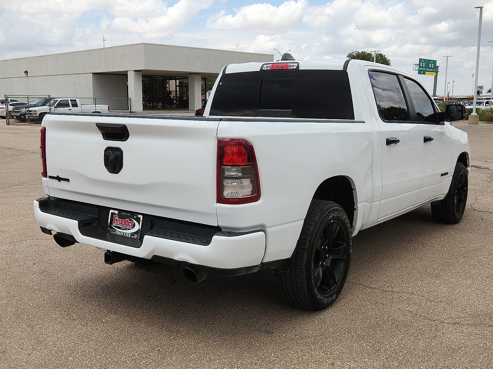 2024 Ram 1500 Big Horn Lone Star photo 3
