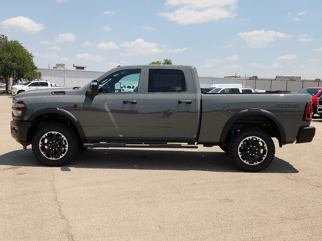 New 2026 Ram 2500 WARLOCK CREW CAB 4X4 6'4 BOX Pickup