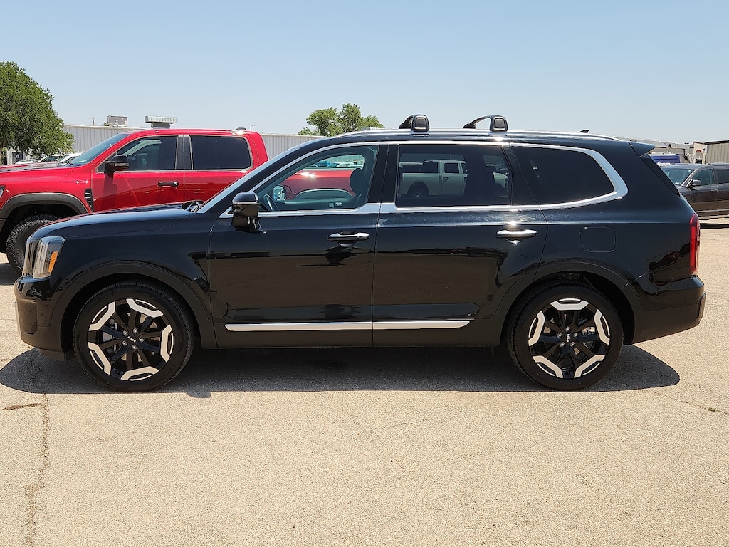 Used 2025 Kia Telluride S SUV