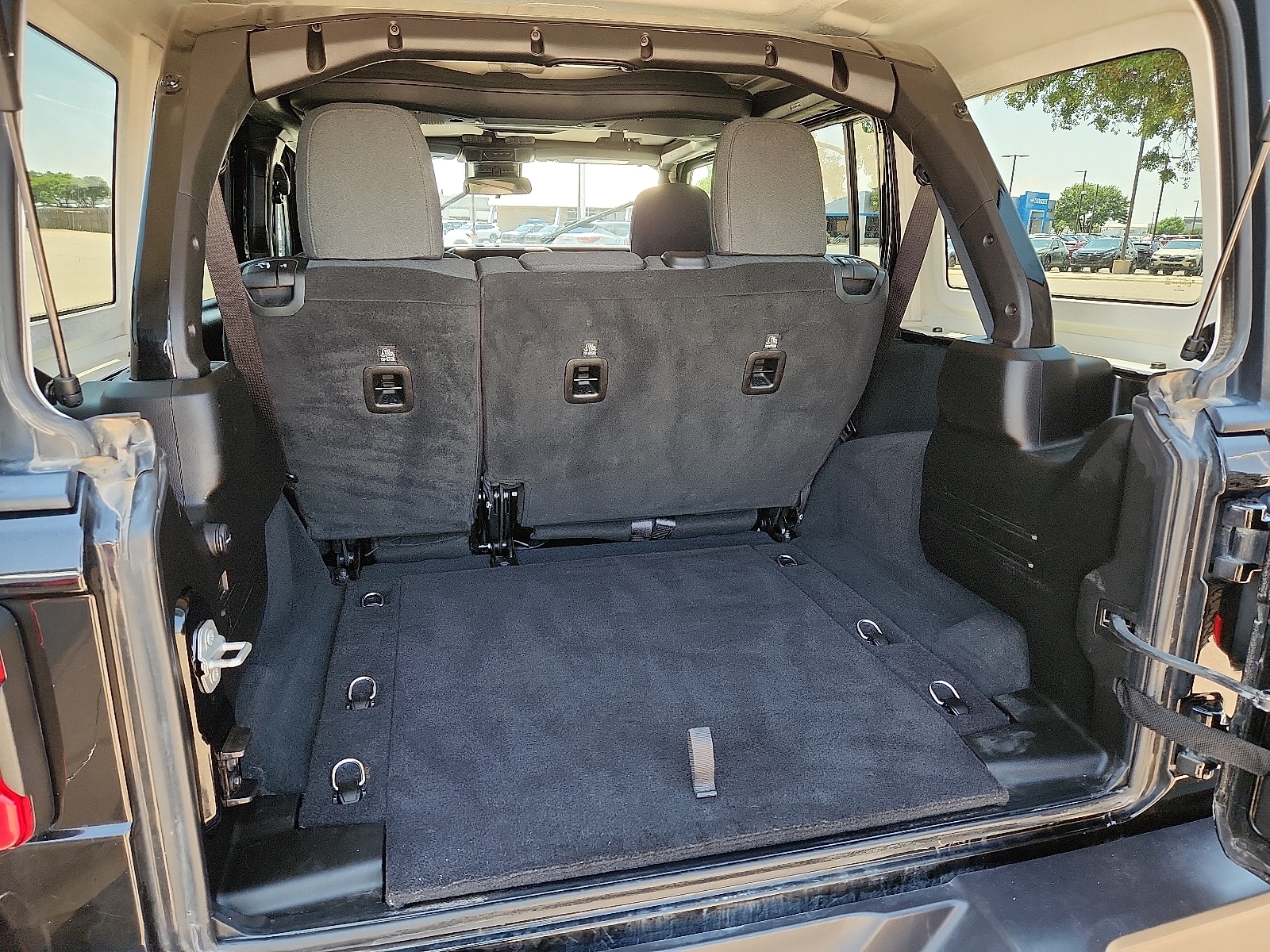 2025 Jeep Wrangler 4-Door Rubicon - Photo 8