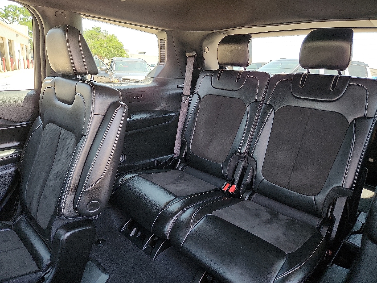 2023 Jeep Grand Cherokee L Altitude - Photo 9