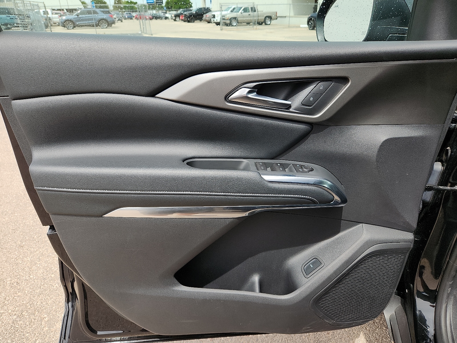 2026 Chevrolet Traverse LT - Photo 11
