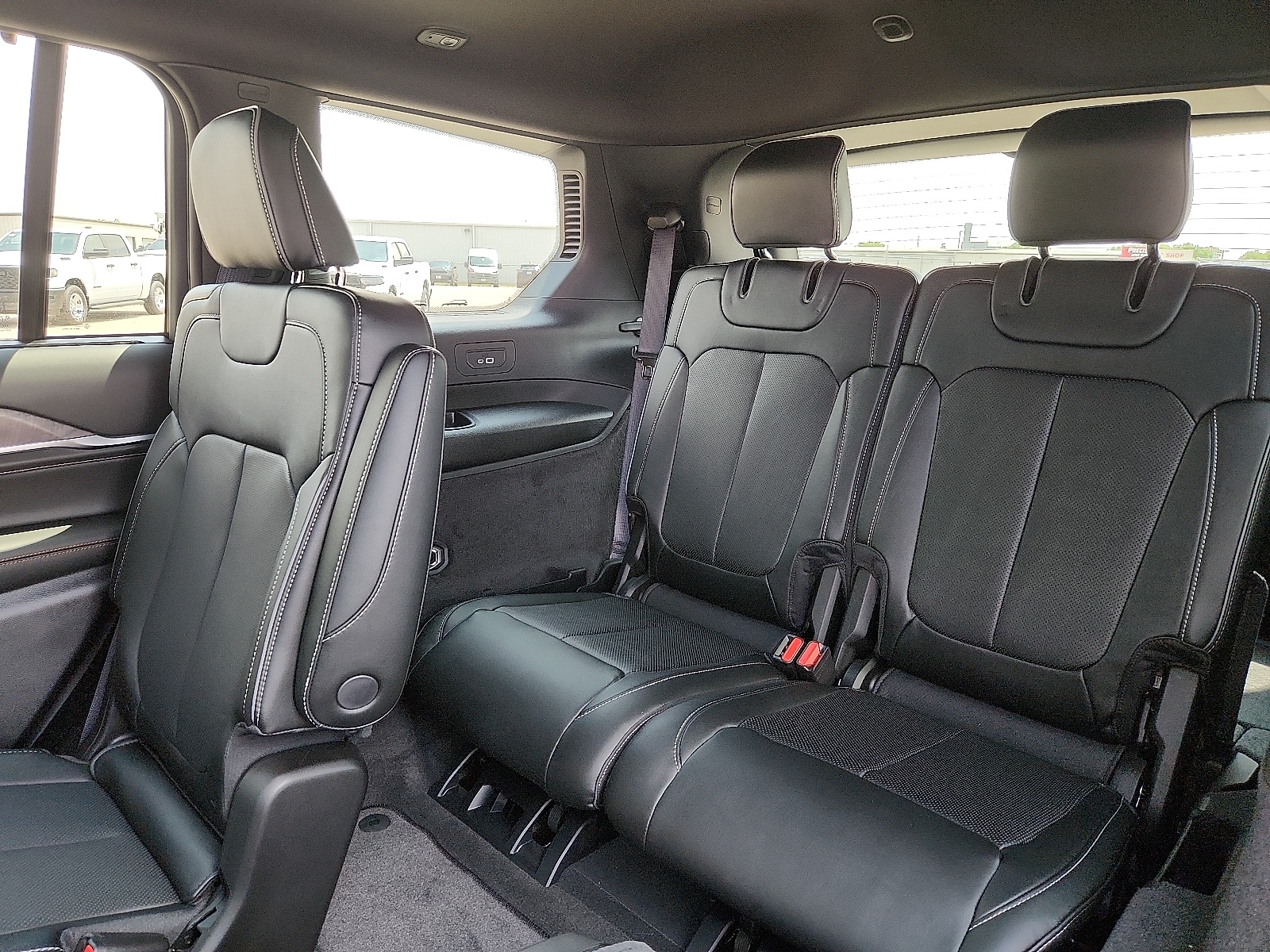 2025 Jeep Grand Cherokee L Overland - Photo 10