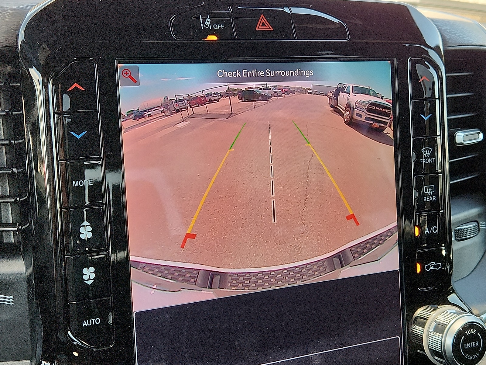 2026 RAM 1500 Laramie - Photo 14