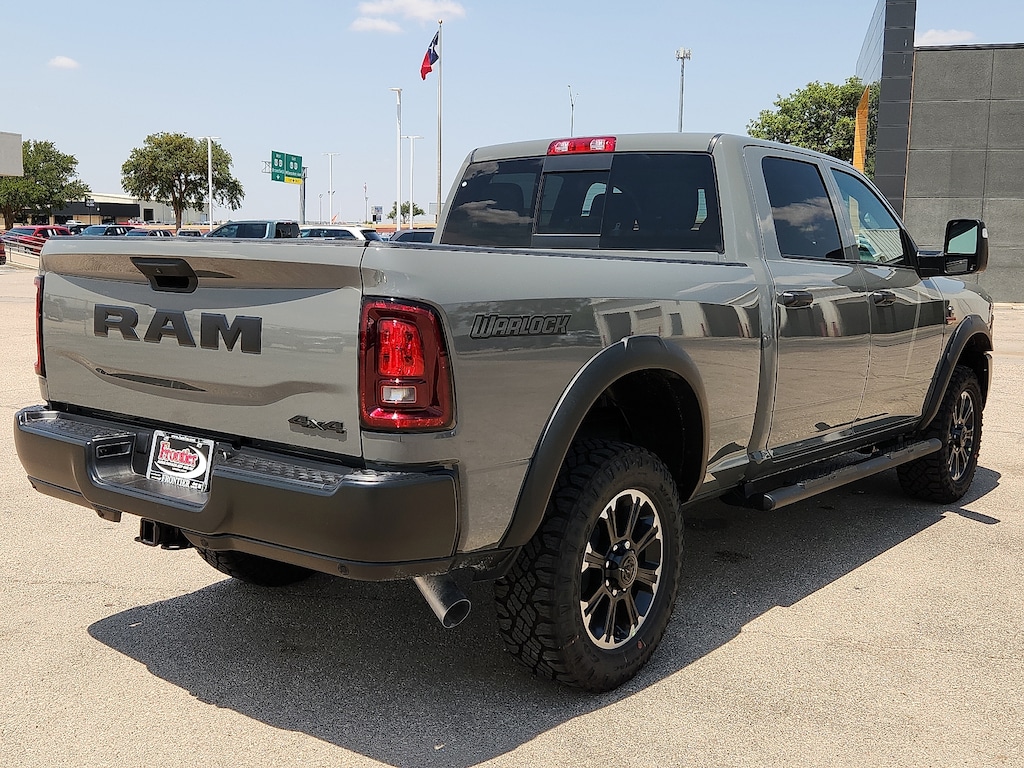 New 2026 Ram 2500 WARLOCK CREW CAB 4X4 6'4 BOX Pickup