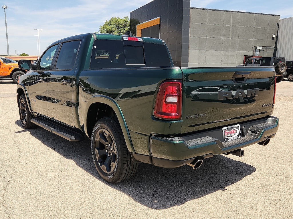 New 2026 Ram 1500 LONE STAR CREW CAB 4X4 5'7 BOX Pickup