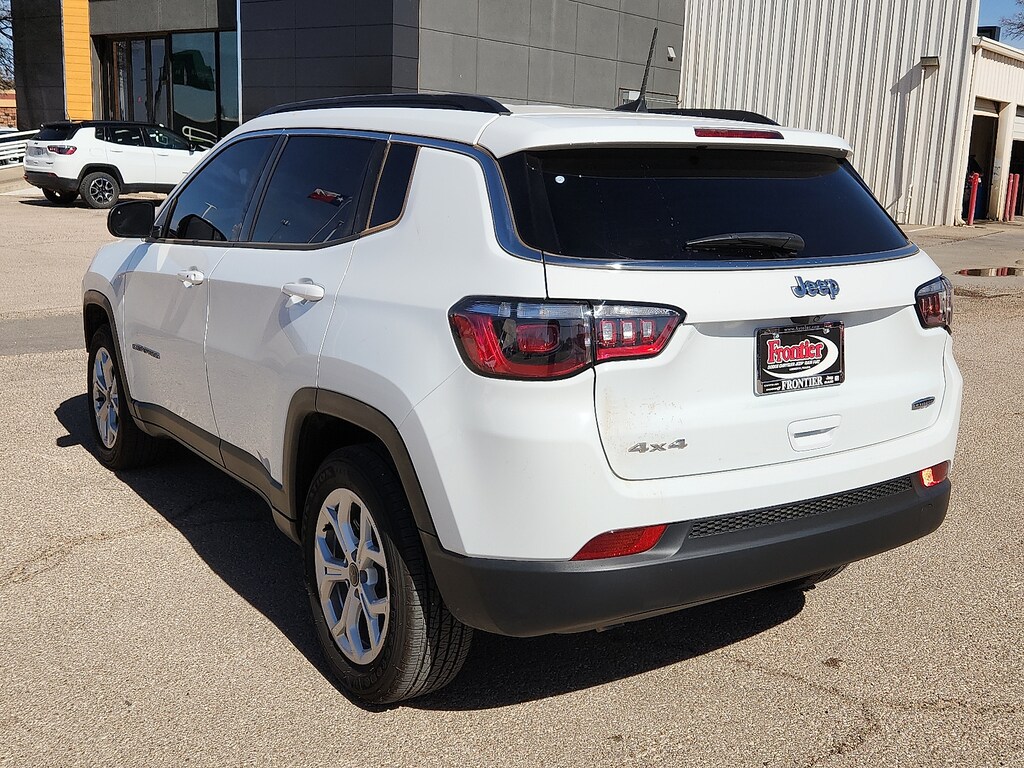 Used 2025 Jeep Compass Latitude SUV