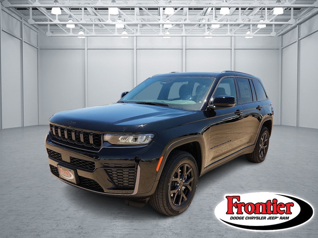 New 2026 Jeep Grand Cherokee LAREDO ALTITUDE 4X4 Sport Utility
