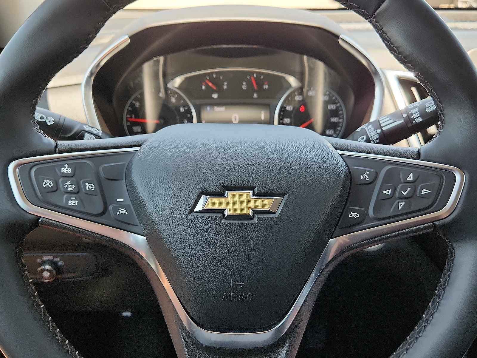 2024 Chevrolet Equinox LT - Photo 19