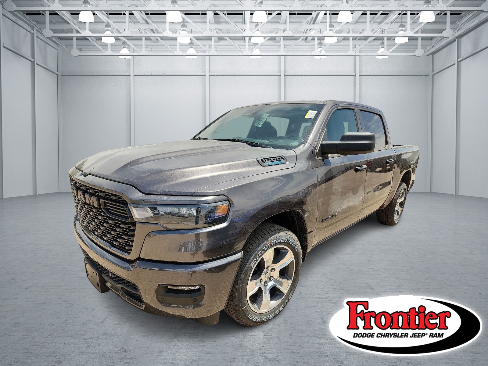 2026 RAM 1500 Express Crew Cab 5'7's photo
