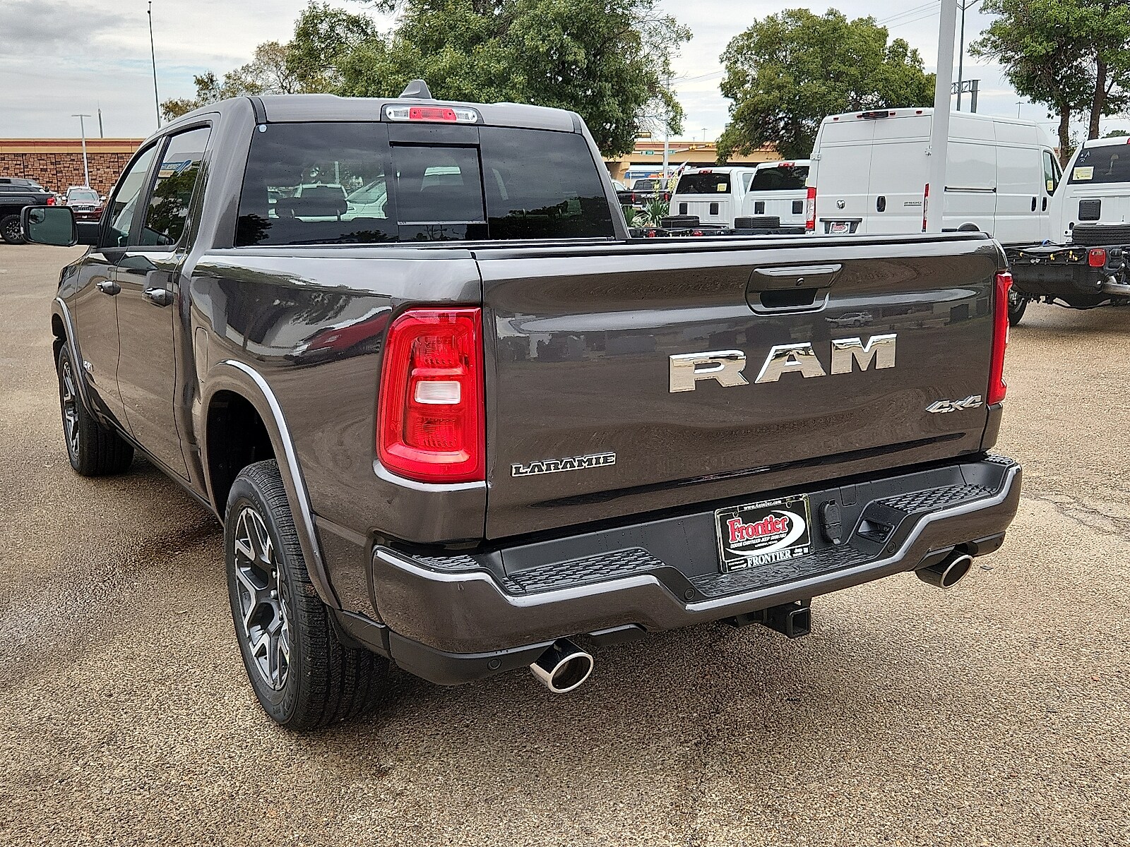 2026 Ram 1500 Laramie photo 2