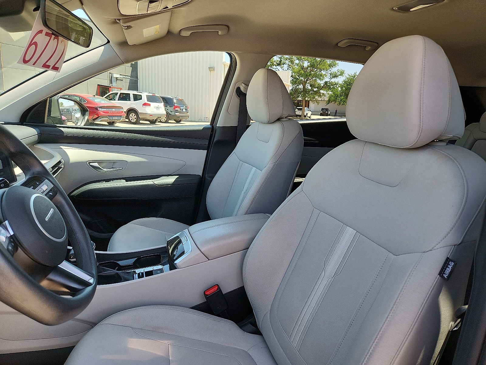 2025 Hyundai Tucson SEL - Photo 12