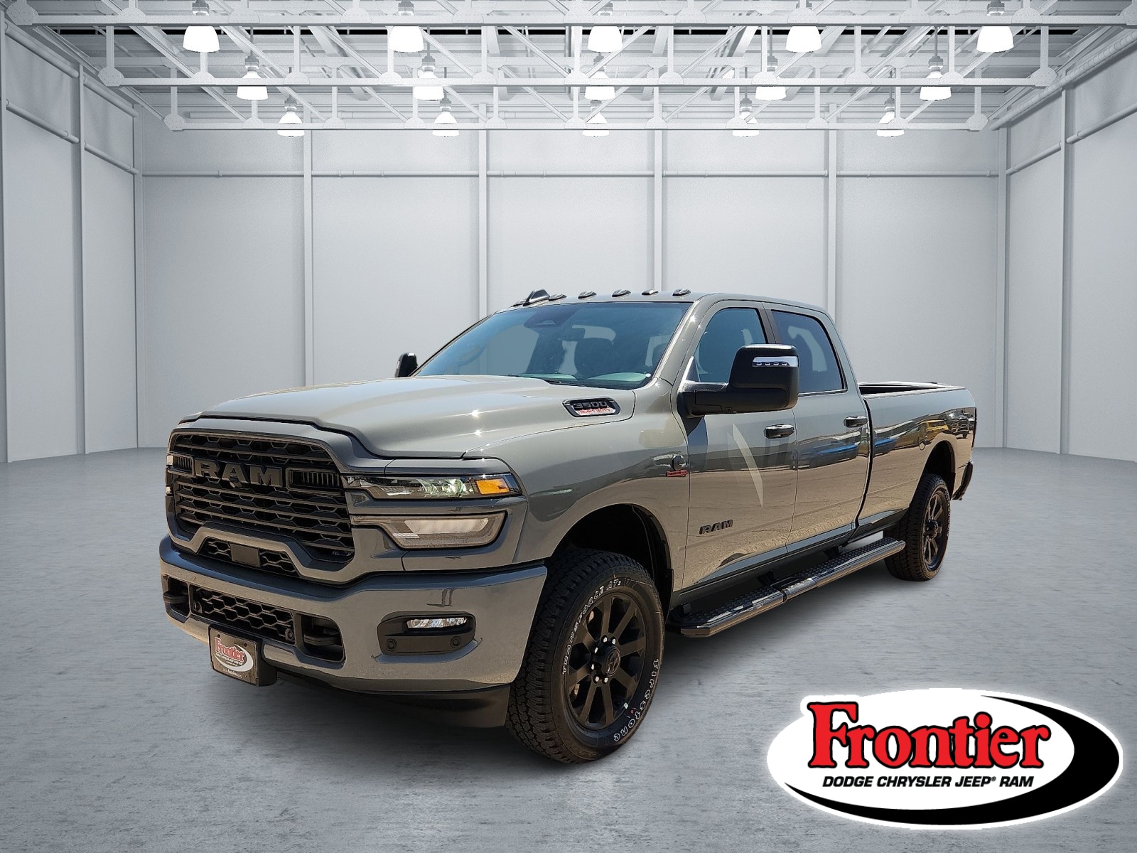 New 2026 Ram 3500 LONE STAR CREW CAB 4X4 8' BOX