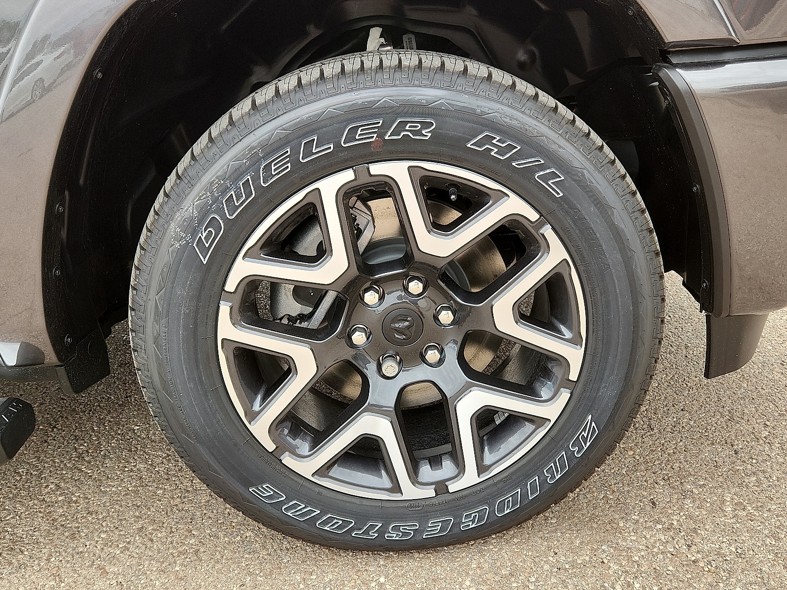 2026 RAM 1500 Laramie - Photo 7