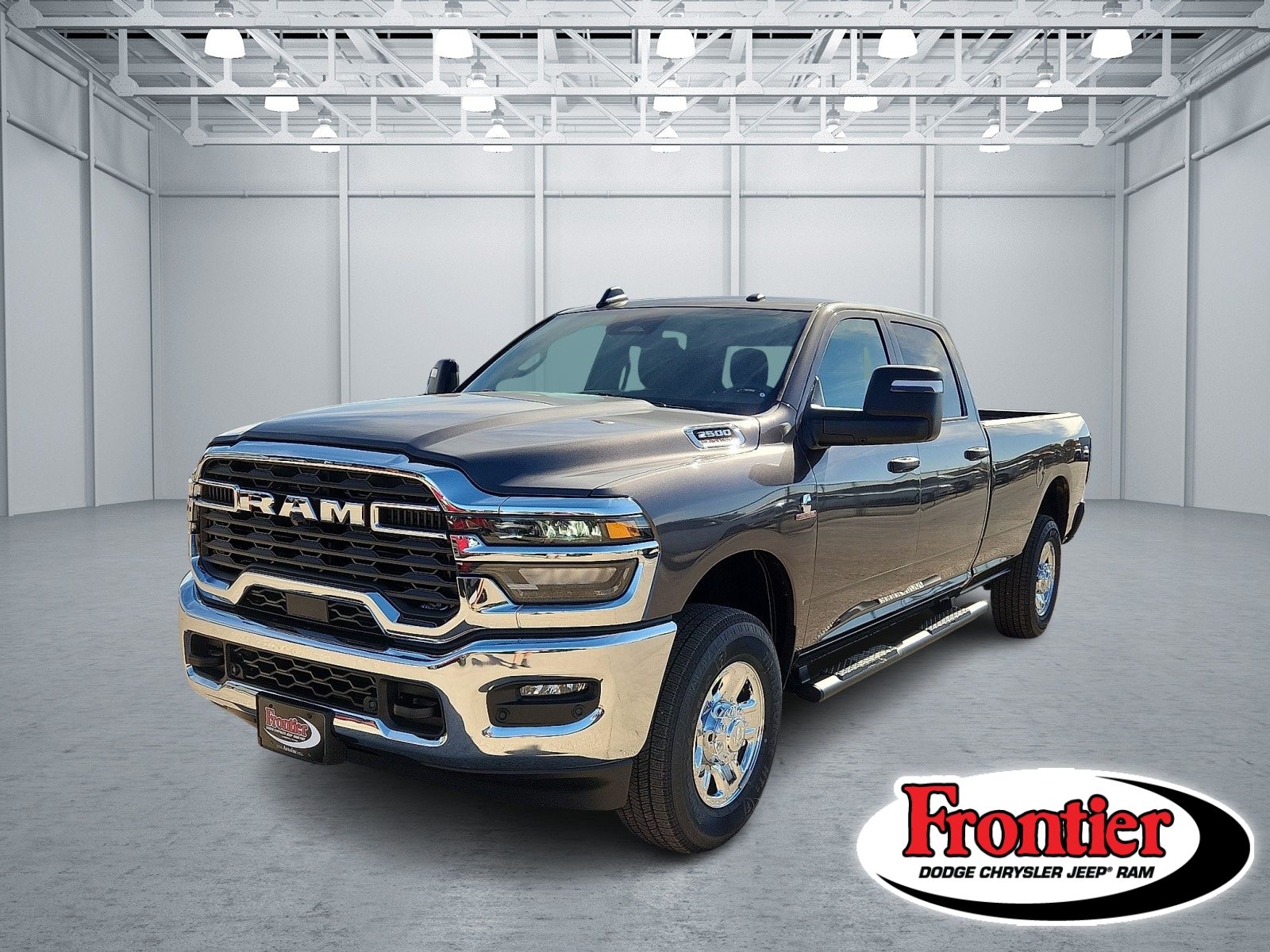2026 Ram 2500 TRADESMAN CREW CAB 4X4 8' BOX 