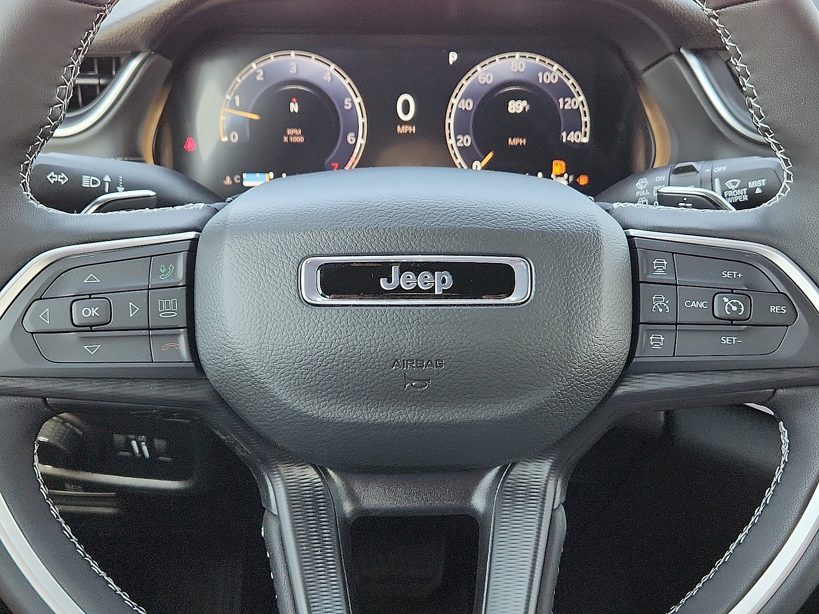 2025 Jeep Grand Cherokee Laredo - Photo 19