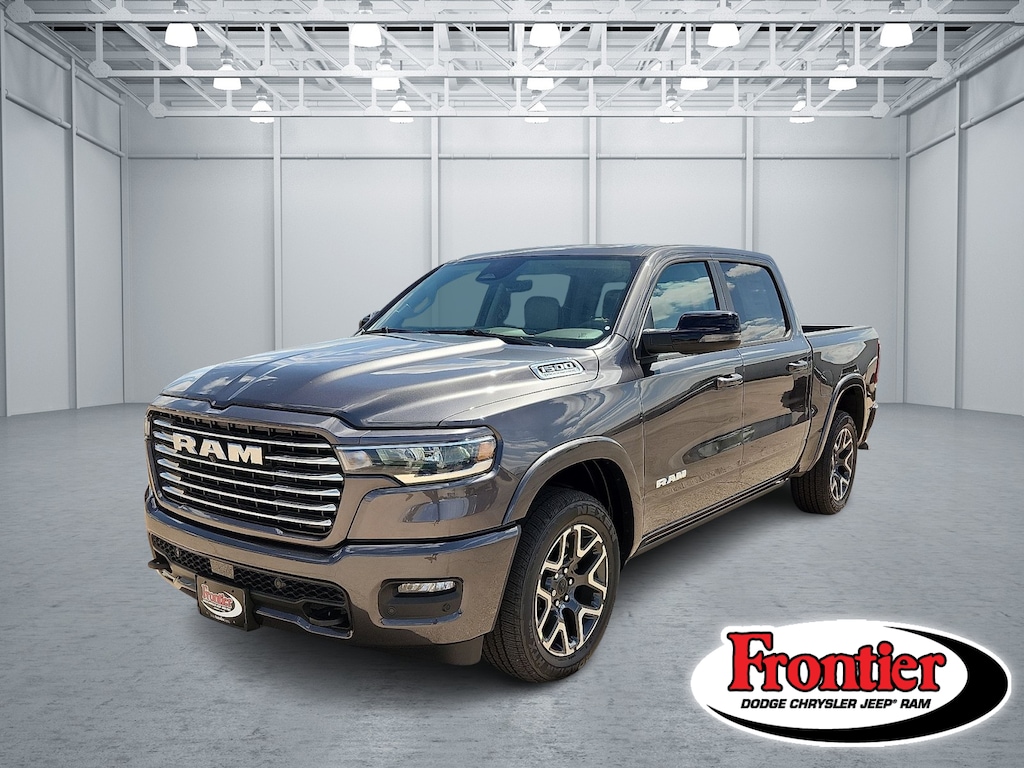 New 2027 Ram 1500 LARAMIE CREW CAB 4X4 5'7 BOX Pickup
