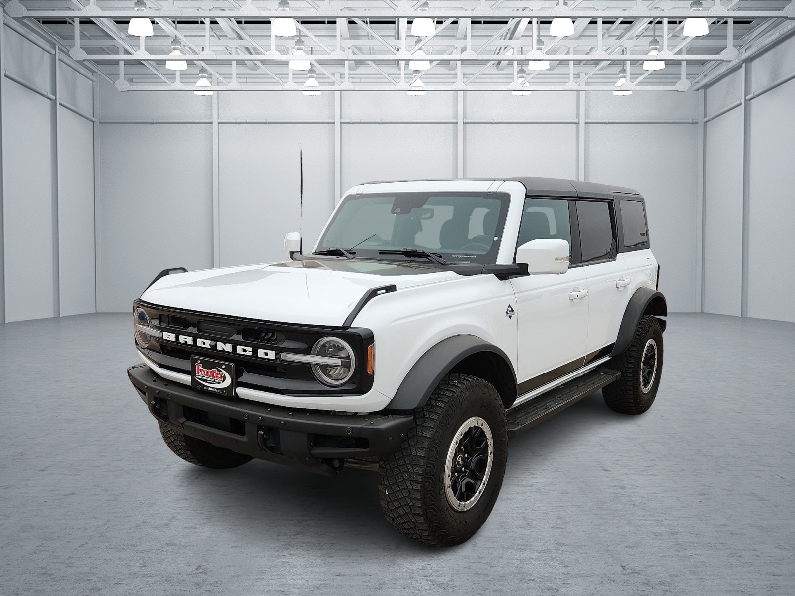 2022 Ford Bronco 4-Door Outer Banks's photo
