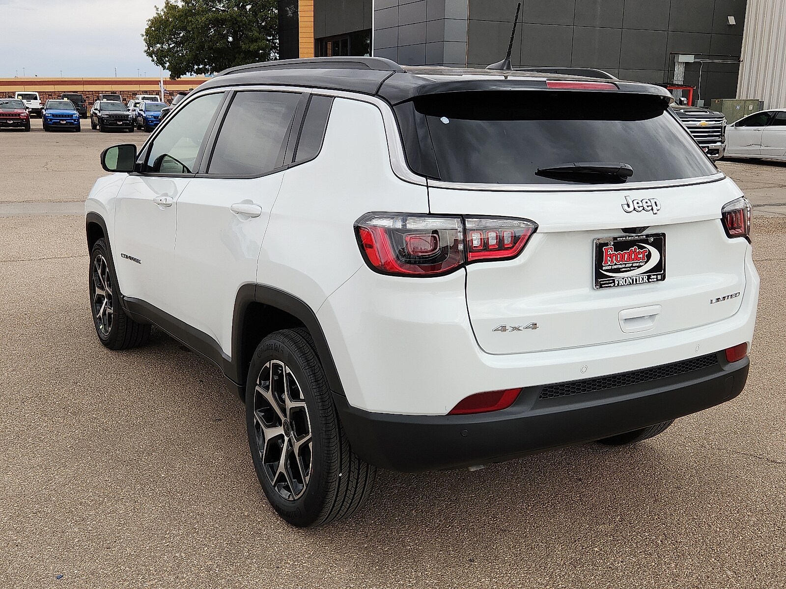 2026 Jeep Compass Limited photo 3