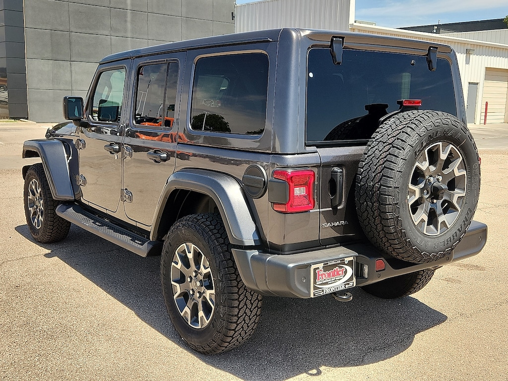 New 2026 Jeep Wrangler 4-DOOR SAHARA Sport Utility