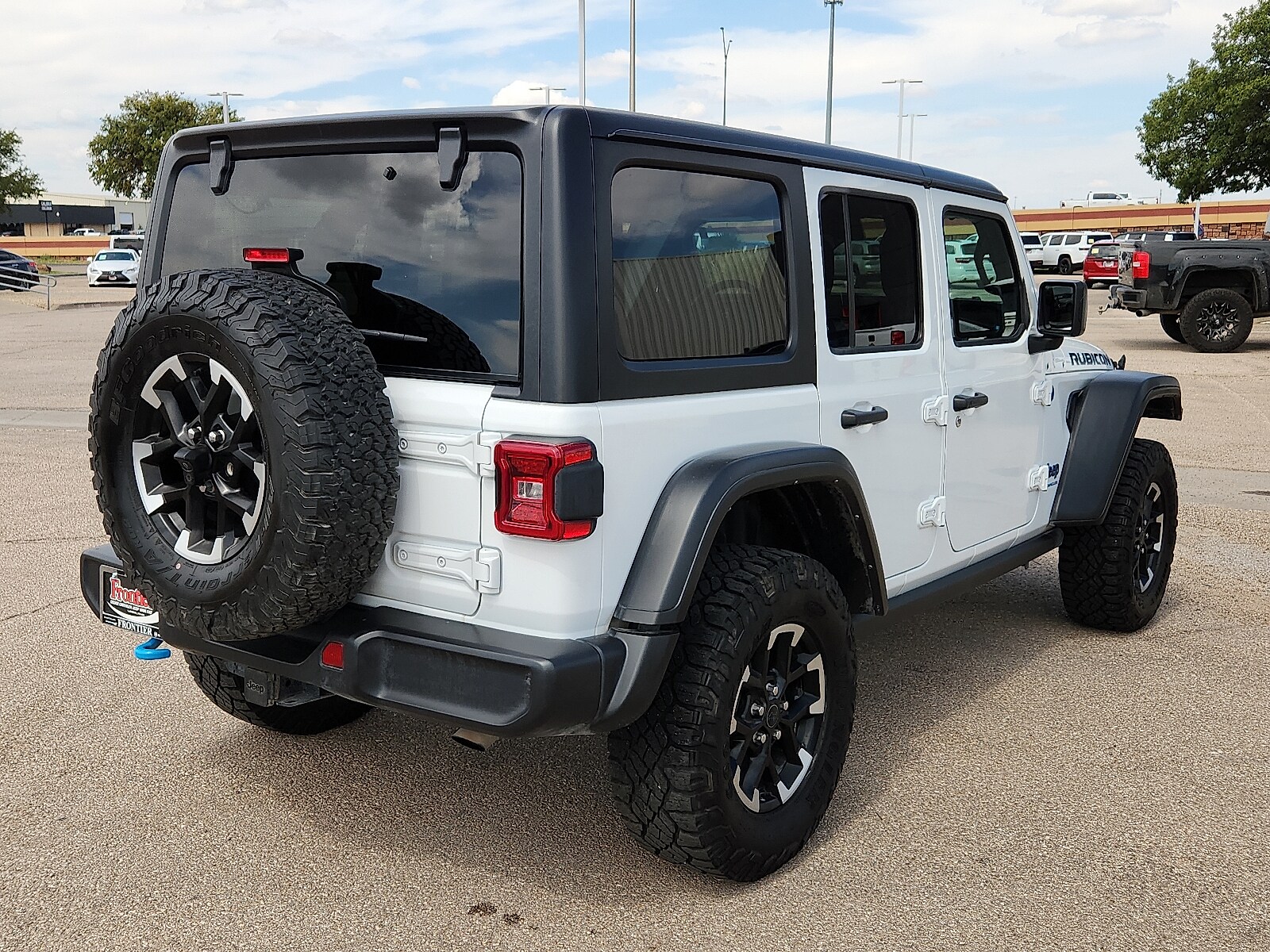 2024 Jeep Wrangler 4xe Rubicon photo 3