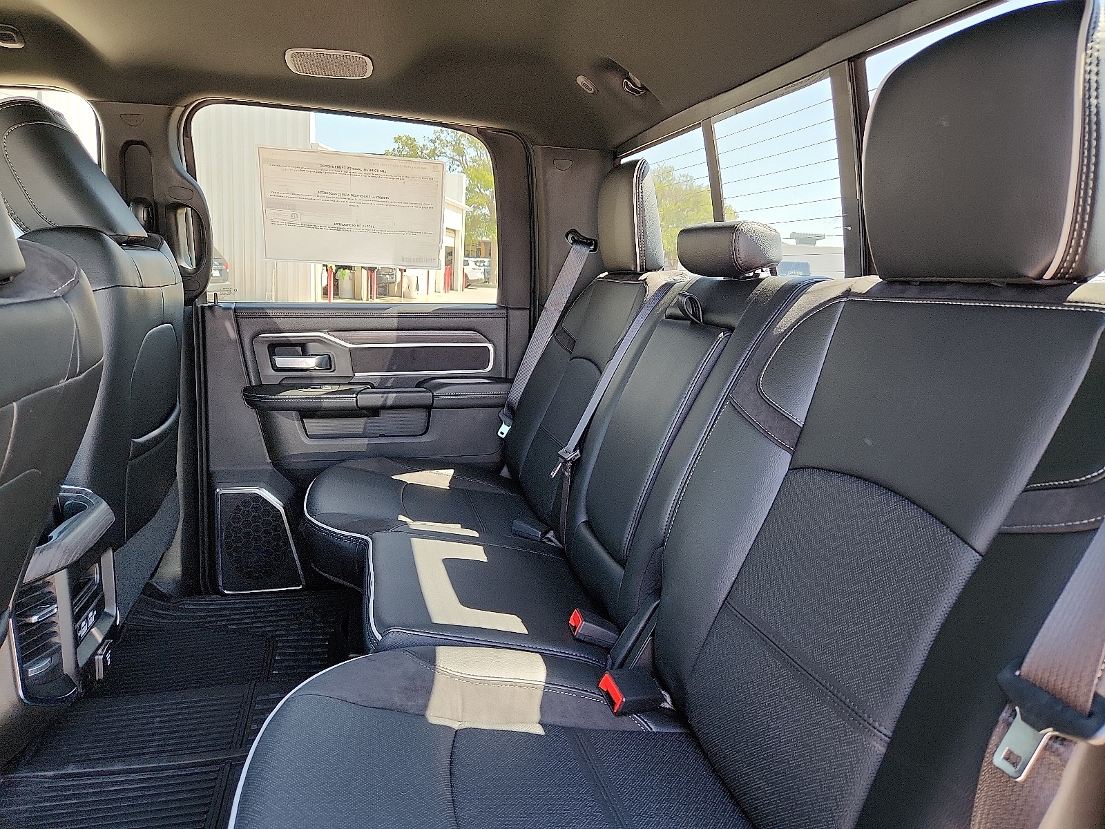 2026 RAM 2500 Laramie - Photo 10