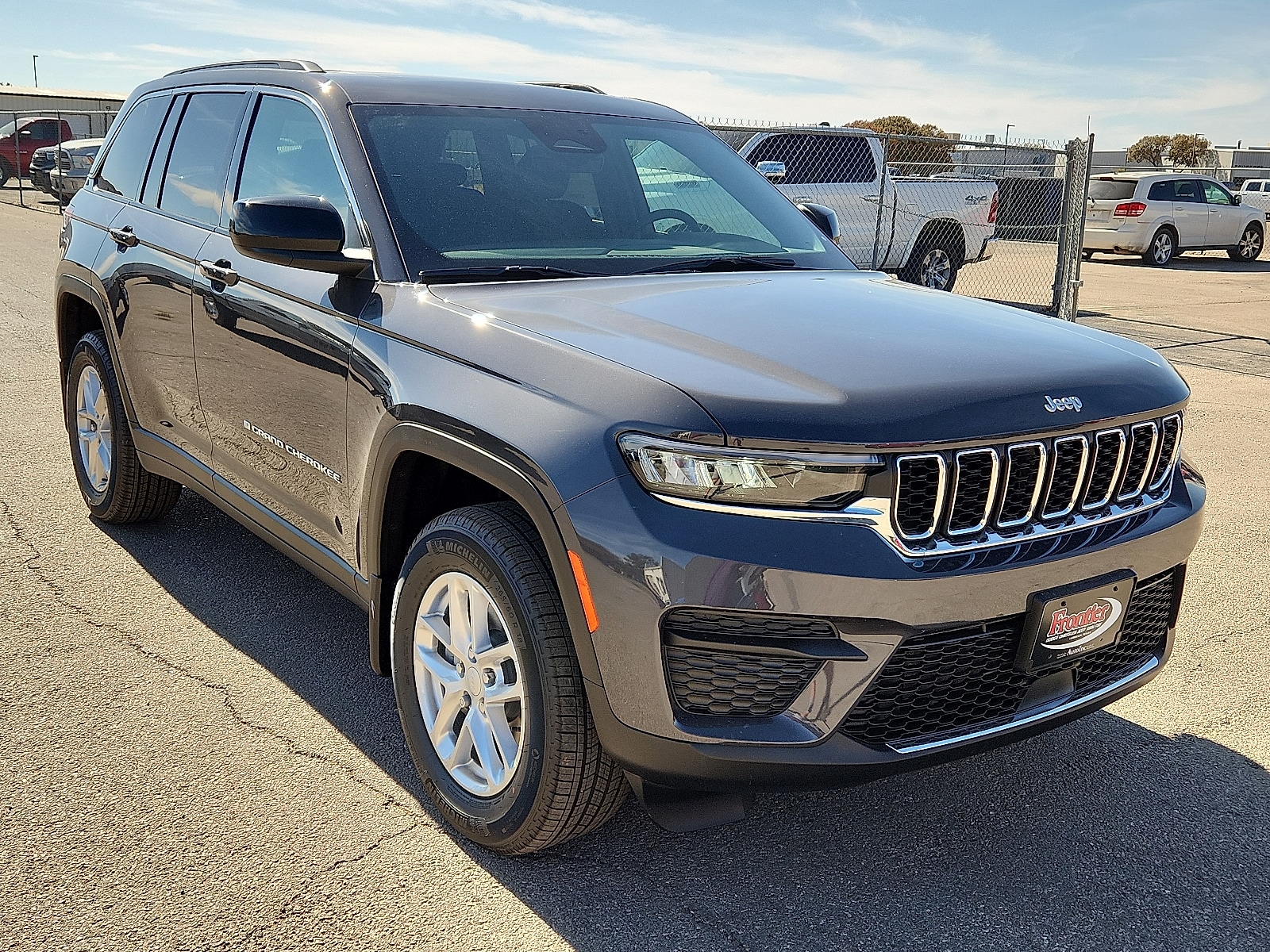 2025 Jeep Grand Cherokee Laredo - Photo 6