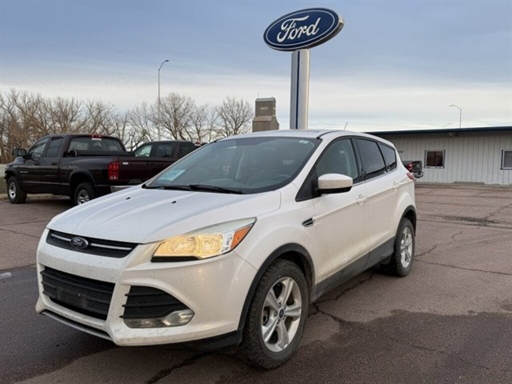 Used 2015 Ford Escape SE SUV