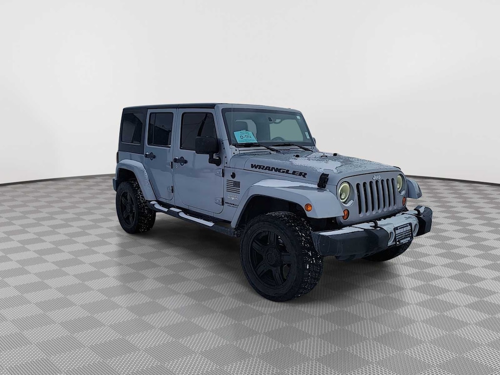 Used 2013 Jeep Wrangler Unlimited Sahara SUV